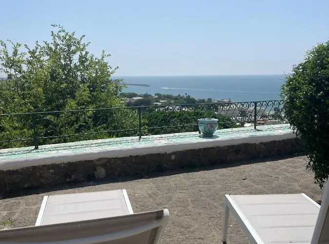Blu Panorama Oda ve Kahvaltı Forio di Ischia