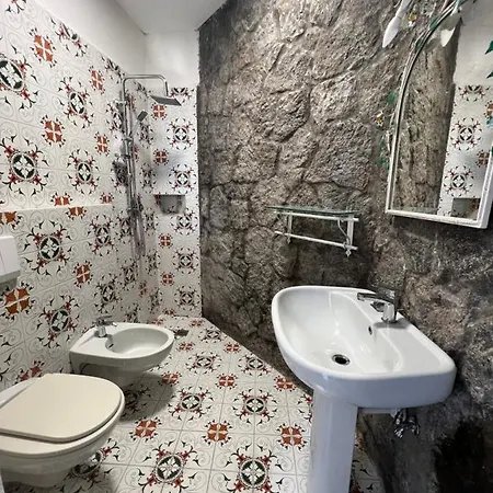 Blu Panorama Bed & Breakfast 3*